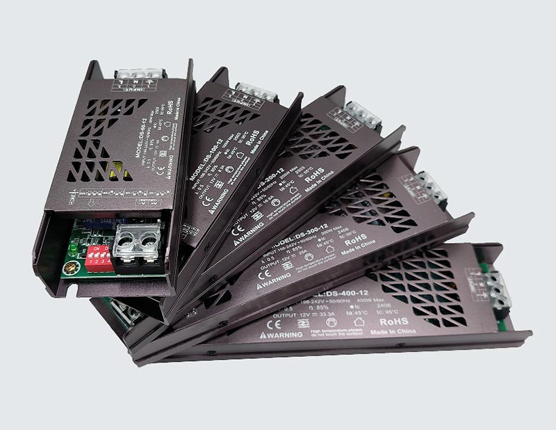 Paano maitutugma ng LED light band ang naaangkop na LED linear switch power supply?